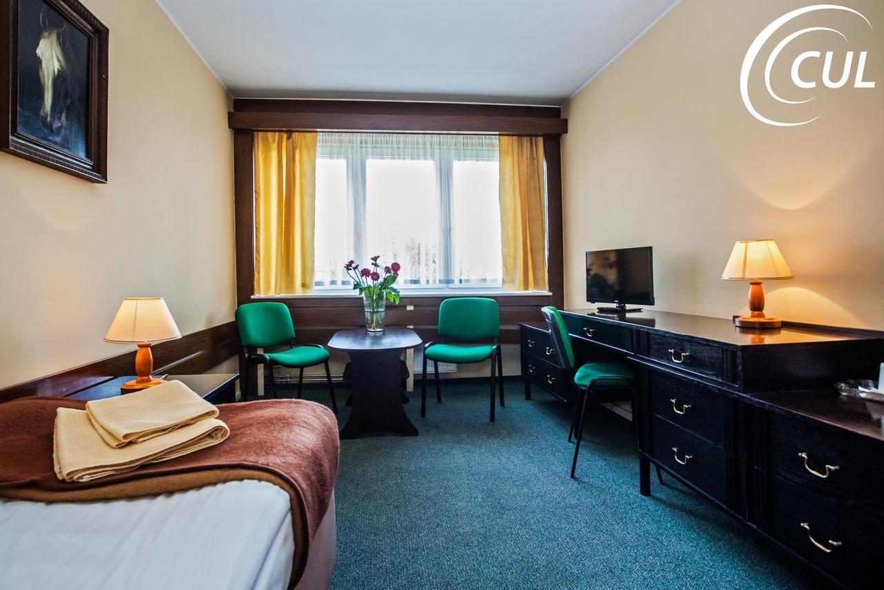 Aparthotel Olimpia Poznań Esterno foto